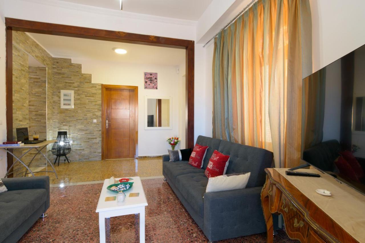 House For Families Near The Lake Агиос-Николаос Экстерьер фото